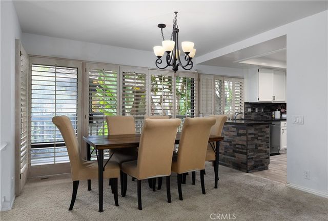 9 Flores, Irvine, CA 92612