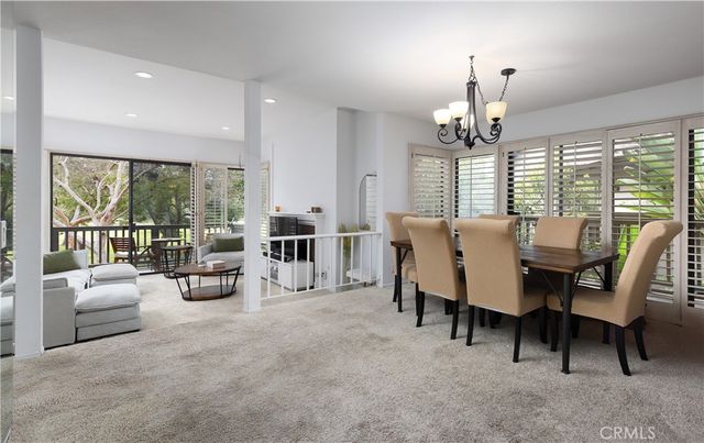 9 Flores, Irvine, CA 92612