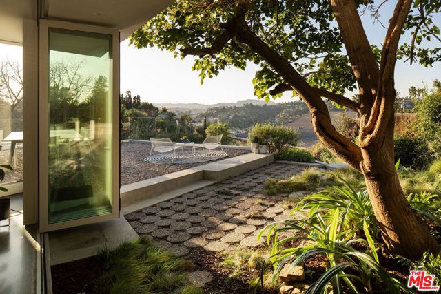 3620 Latrobe Street, Los Angeles, CA 90031