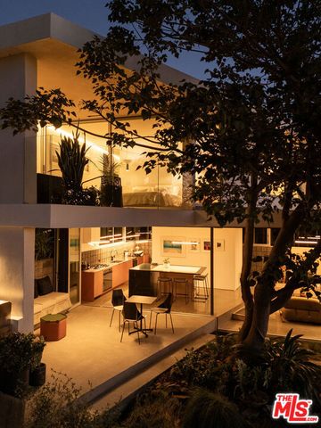 3620 Latrobe Street, Los Angeles, CA 90031