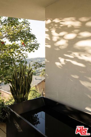 3620 Latrobe Street, Los Angeles, CA 90031