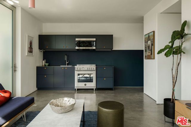 3620 Latrobe Street, Los Angeles, CA 90031