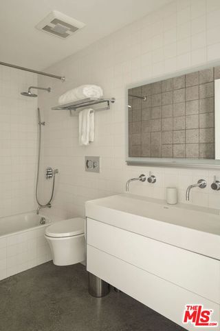 3620 Latrobe Street, Los Angeles, CA 90031