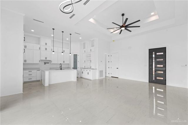 4012 S Duncan Lane, Edinburg, TX 78542