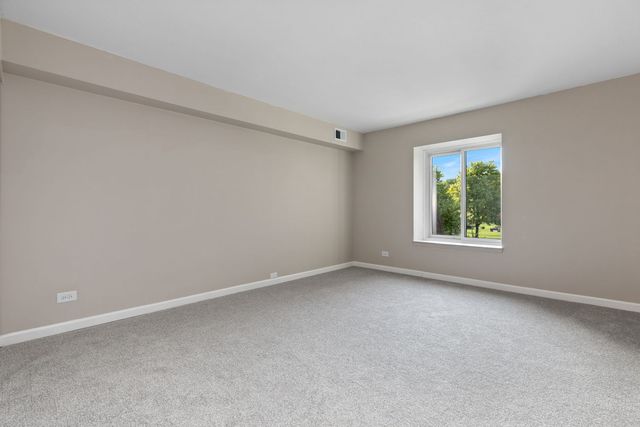 11134 Northwest Road 2C, Palos Hills, IL 60465