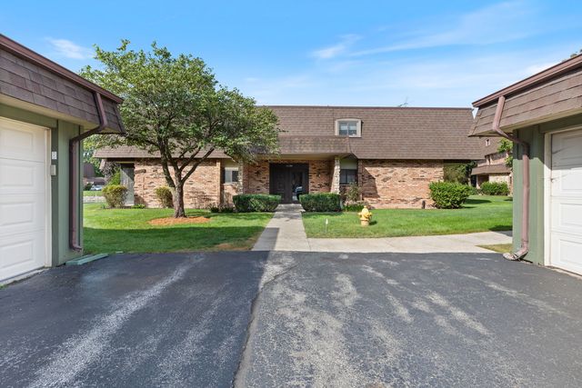11134 Northwest Road 2C, Palos Hills, IL 60465