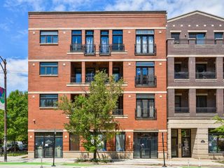 3205 N Hoyne Avenue 2A, Chicago, IL 60618