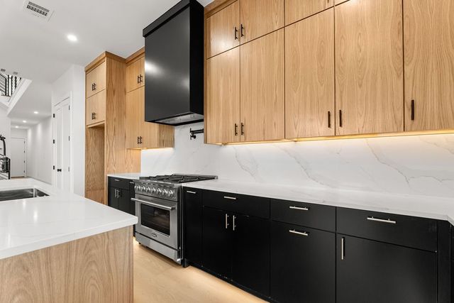 1825 Pollard Street, Dallas, TX 75208