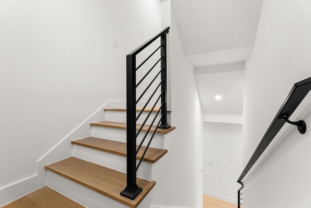 1825 Pollard Street, Dallas, TX 75208