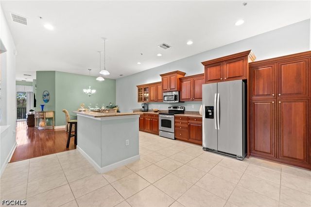 8641 Piazza Del Lago CIR 201, Estero, FL 33928