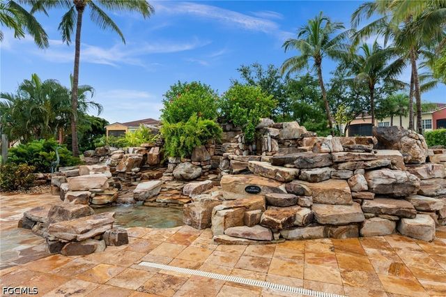 8641 Piazza Del Lago CIR 201, Estero, FL 33928