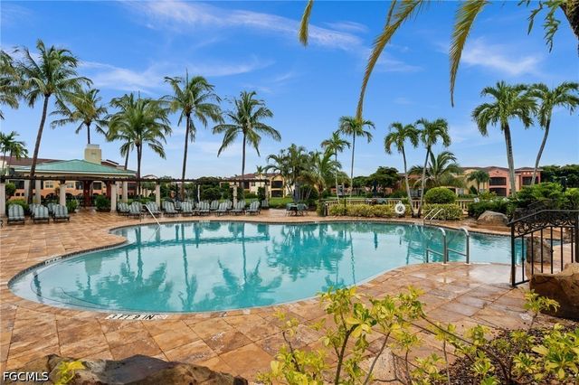 8641 Piazza Del Lago CIR 201, Estero, FL 33928