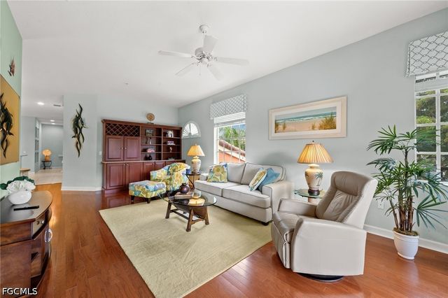 8641 Piazza Del Lago CIR 201, Estero, FL 33928