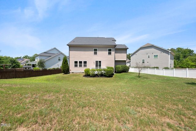104 Inkwood Place, Cary, NC 27519