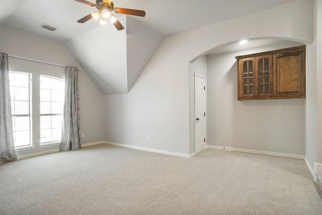 8100 Oak Knoll Drive, North Richland Hills, TX 76182
