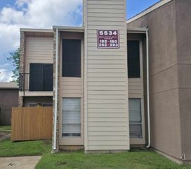 5534 Boca Raton Boulevard 293, Fort Worth, TX 76112