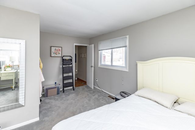 746-1 Acadia Road, Valparaiso, IN 46385