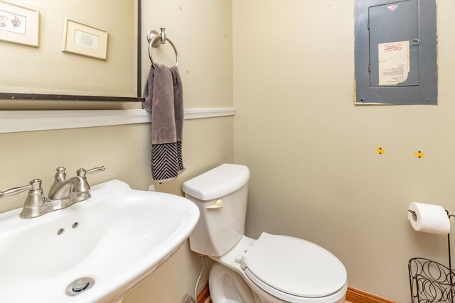 746-1 Acadia Road, Valparaiso, IN 46385