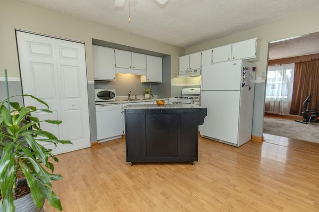 746-1 Acadia Road, Valparaiso, IN 46385