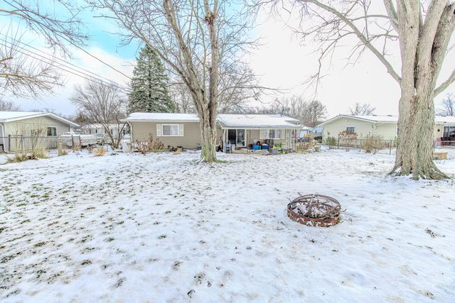 746-1 Acadia Road, Valparaiso, IN 46385