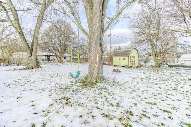 746-1 Acadia Road, Valparaiso, IN 46385