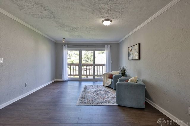 5695 E Coach Drive E, Kettering, OH 45440