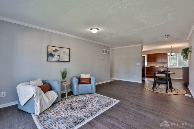 5695 E Coach Drive E, Kettering, OH 45440