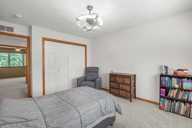 17800 Townline Road, Minnetonka, MN 55345