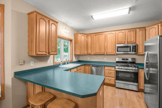 17800 Townline Road, Minnetonka, MN 55345