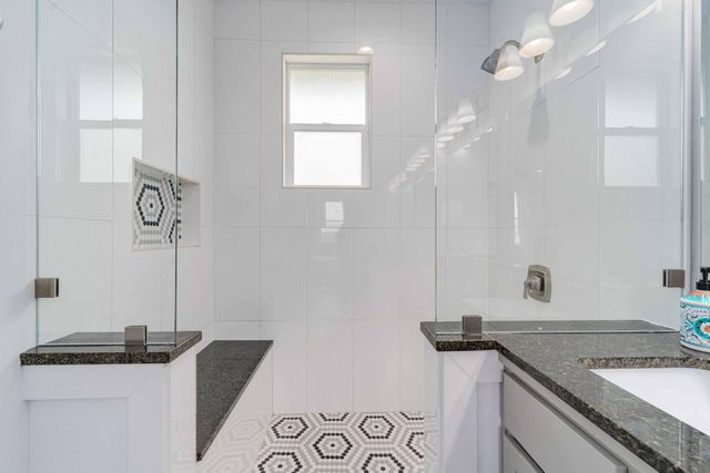 17508 Panorama DR, Dripping Springs, TX 78620