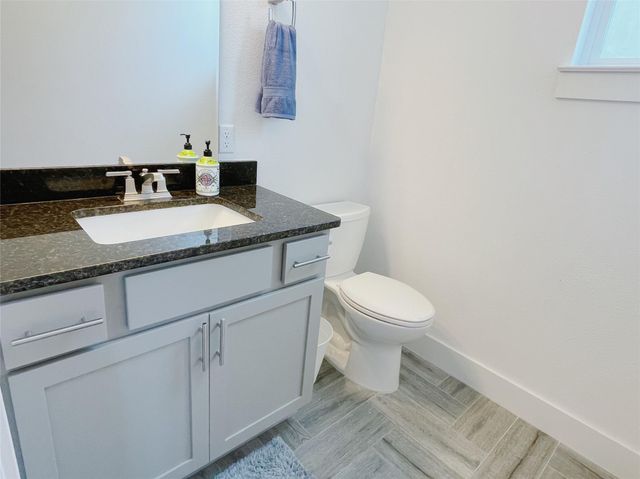 17508 Panorama DR, Dripping Springs, TX 78620