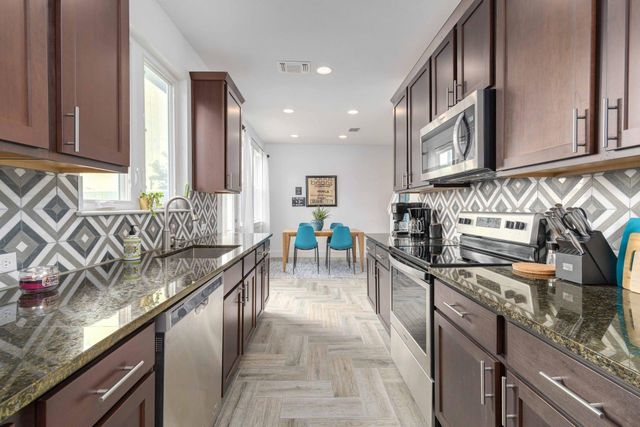 17508 Panorama DR, Dripping Springs, TX 78620
