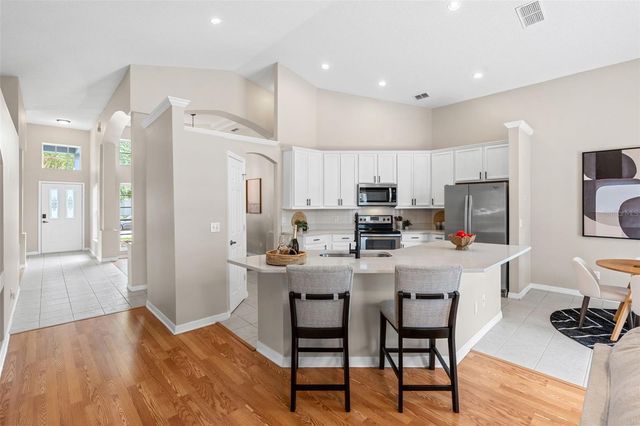 328 VIEW COURT, Apopka, FL 32703