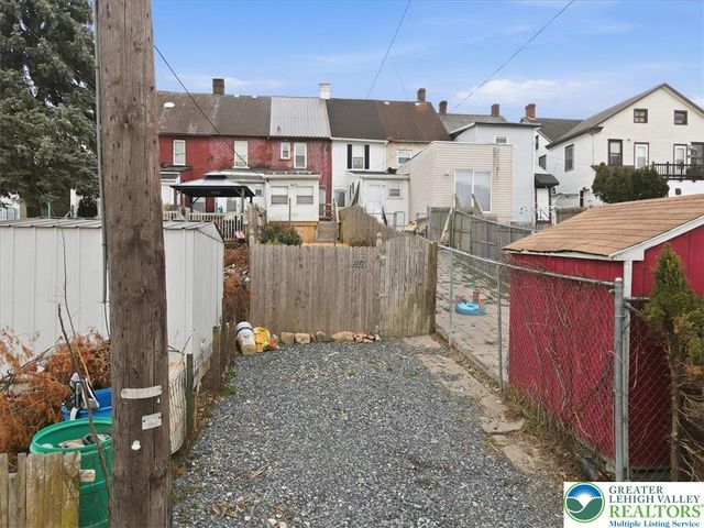 1171 Mechanic Street, Bethlehem City, PA 18015