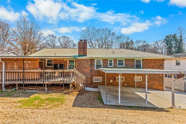 3519 Woodview Drive, High Point, NC 27265