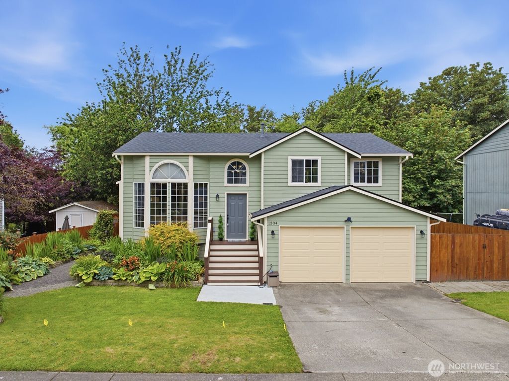 1304 85th Drive NE, Lake Stevens, WA 98258