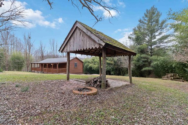 140 Sullivan Road, London, KY 40744