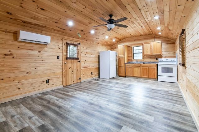 140 Sullivan Road, London, KY 40744