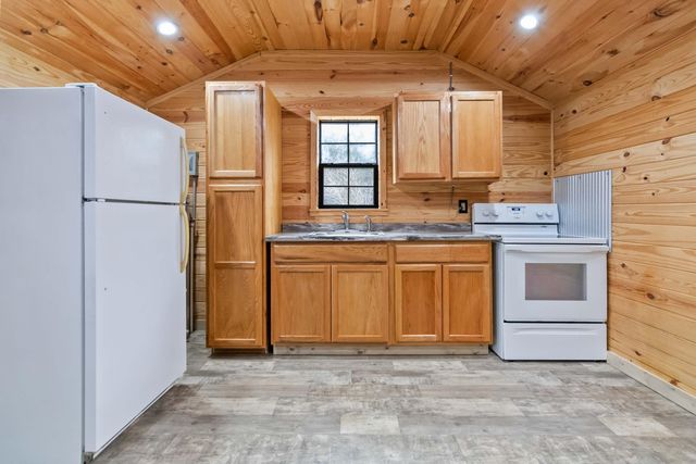 140 Sullivan Road, London, KY 40744