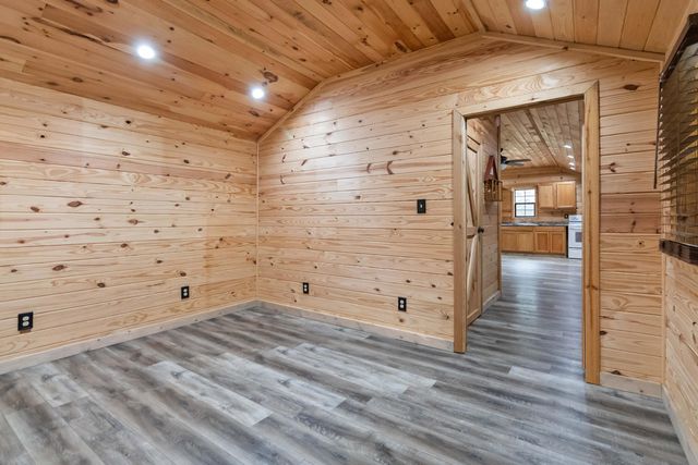 140 Sullivan Road, London, KY 40744