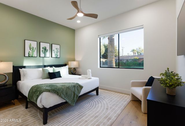 7520 E HIGHLAND Avenue, Scottsdale, AZ 85251