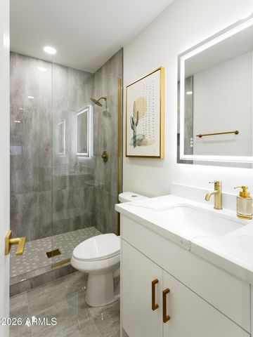 7520 E HIGHLAND Avenue, Scottsdale, AZ 85251