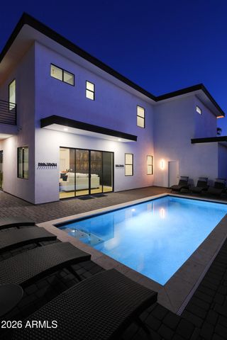 7520 E HIGHLAND Avenue, Scottsdale, AZ 85251
