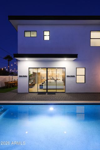 7520 E HIGHLAND Avenue, Scottsdale, AZ 85251