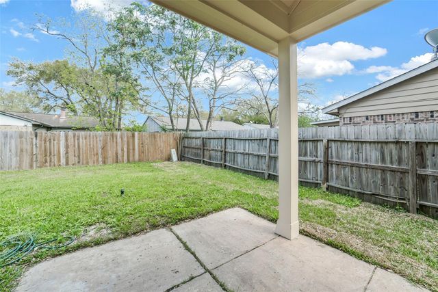 6835 Tara Drive, Richmond, TX 77469