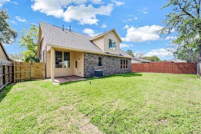 6835 Tara Drive, Richmond, TX 77469