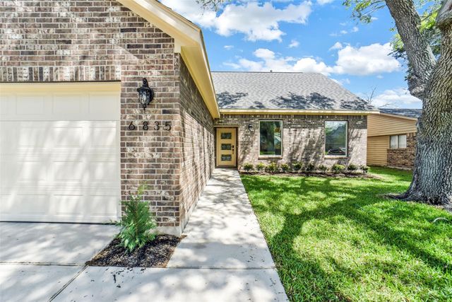 6835 Tara Drive, Richmond, TX 77469