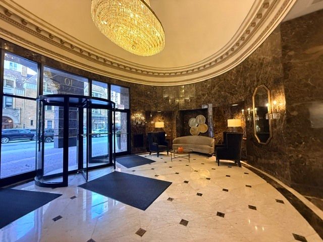 10 E Ontario Street 1111, Chicago, IL 60611