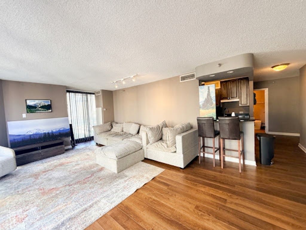 10 E Ontario Street 1111, Chicago, IL 60611 — photo 5