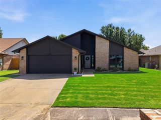 2008 Rushing Meadows, Edmond, OK 73013